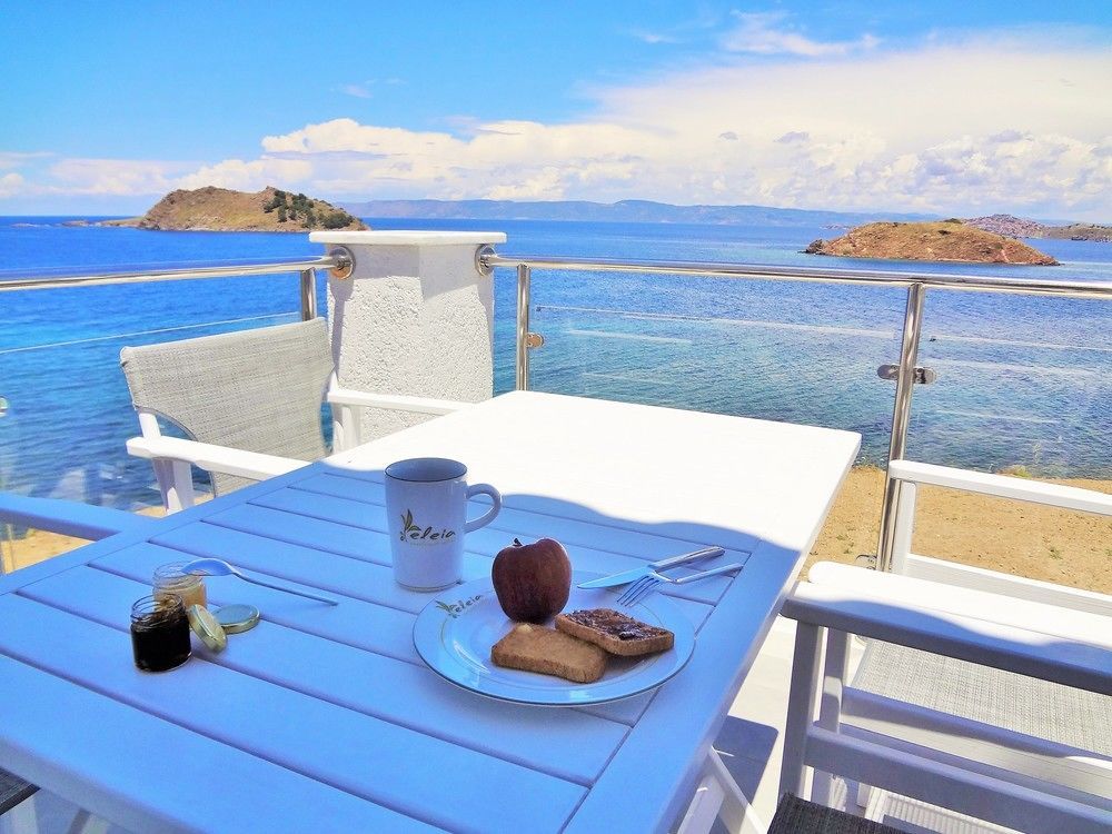 Eleia Seafront Rooms & Villas Petra (Lesbos) Exterior foto